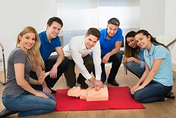 5 REASONS FOR BEING CPR CERTIFIED